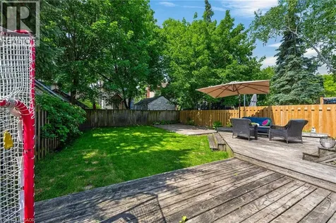 16 Witherspoon Street Dundas ON L9H 2C6
