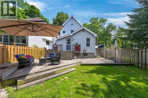 16 Witherspoon Street Dundas ON L9H 2C6