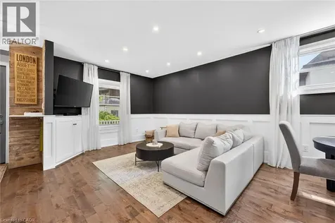16 Witherspoon Street Dundas ON L9H 2C6