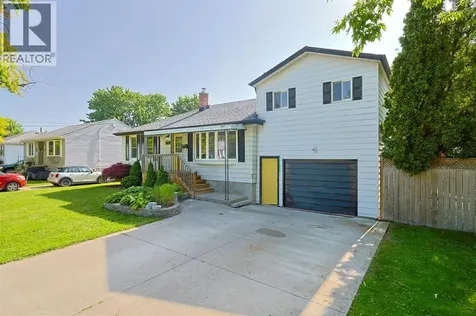 898 Grandview Avenue Sarnia ON N7V 3X2