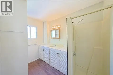 898 Grandview Avenue Sarnia ON N7V 3X2