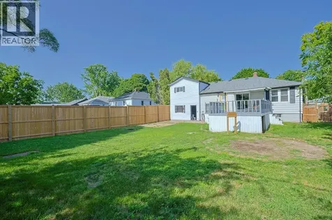 898 Grandview Avenue Sarnia ON N7V 3X2