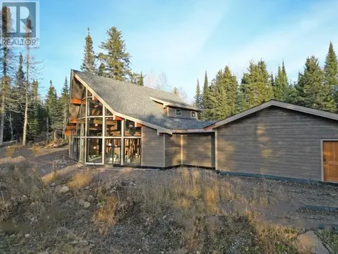 115 Golf Course Road Nipigon ON P0T 2J0