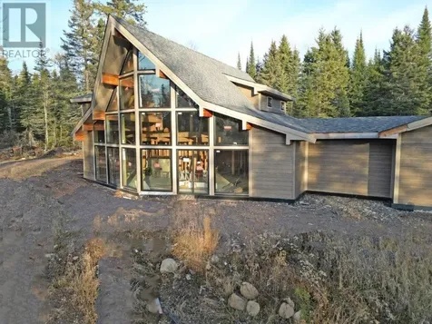 115 Golf Course Road Nipigon ON P0T 2J0