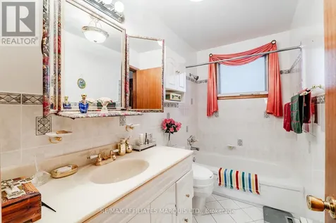 1208 Third Street East Cornwall ON K6H 2G2