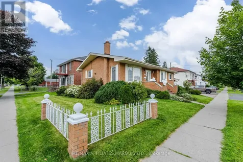 1208 Third Street East Cornwall ON K6H 2G2