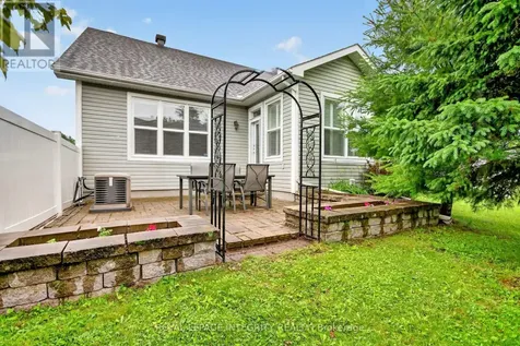 626 Country Trail Private Ottawa ON K0A 1K0