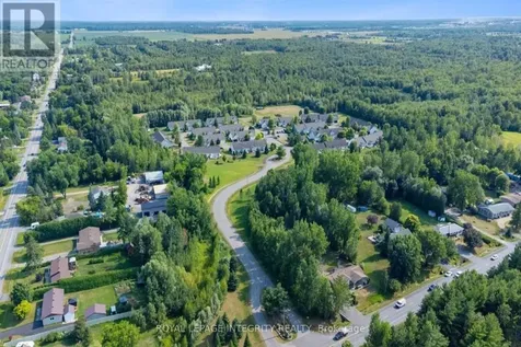 626 Country Trail Private Ottawa ON K0A 1K0