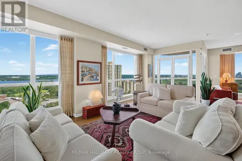 38 Metropole Private Ottawa ON K1Z 1E9