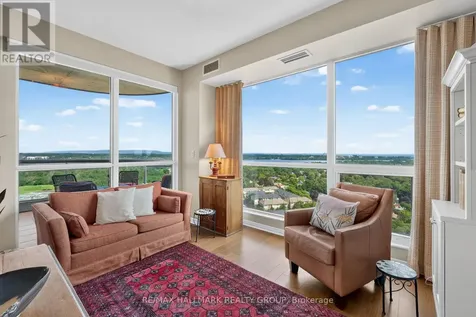 38 Metropole Private Ottawa ON K1Z 1E9