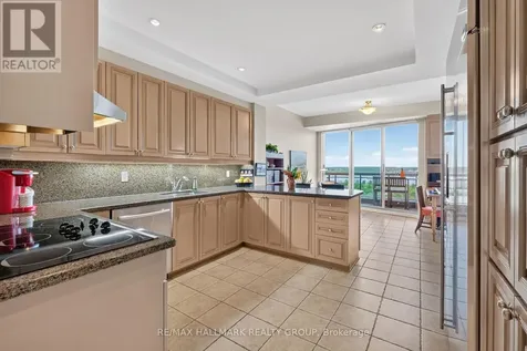 38 Metropole Private Ottawa ON K1Z 1E9