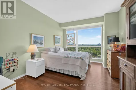 38 Metropole Private Ottawa ON K1Z 1E9