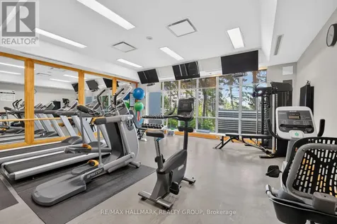 38 Metropole Private Ottawa ON K1Z 1E9