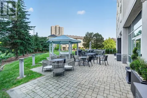 38 Metropole Private Ottawa ON K1Z 1E9