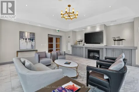 38 Metropole Private Ottawa ON K1Z 1E9