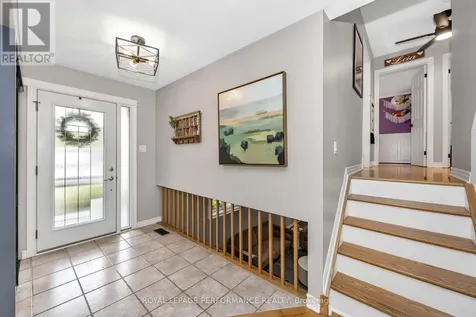 30 Promenade Boulevard Russell ON K0A 1W1