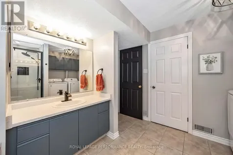 30 Promenade Boulevard Russell ON K0A 1W1