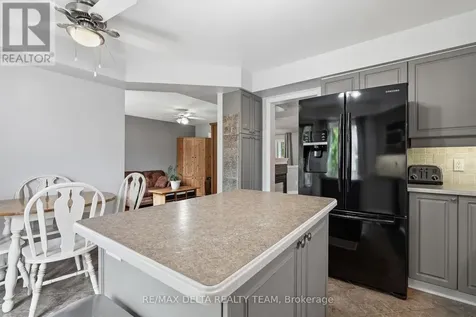 1130 Marchant Drive Ottawa ON K4A 4A7
