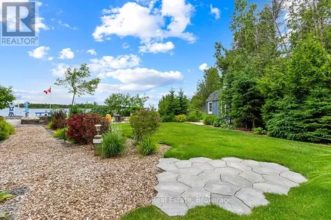 127 Pine Tree Harbour Road Northern Bruce Peninsula ON N0H 1Z0