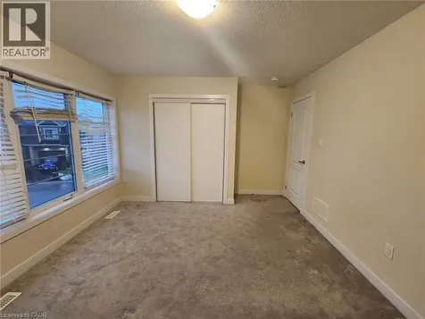 5 Keelson Street Welland ON L3B 0M2
