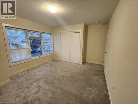 5 Keelson Street Welland ON L3B 0M2