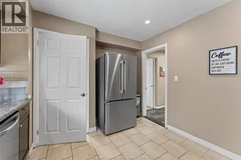 2729 Virginia Park Windsor ON N9E 2B6
