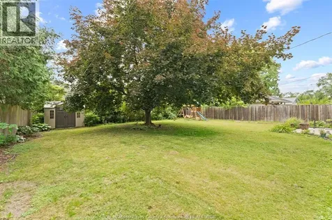 2729 Virginia Park Windsor ON N9E 2B6
