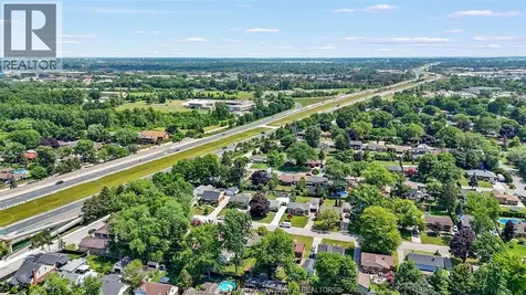2729 Virginia Park Windsor ON N9E 2B6