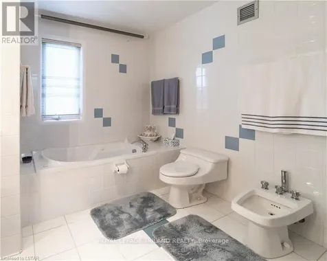 15668 Furnival Road West Elgin ON N0L 2N0