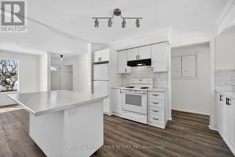 31 Vanier Drive Brockville ON K6V 3J6
