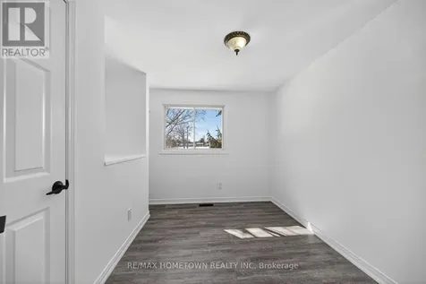 31 Vanier Drive Brockville ON K6V 3J6