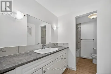 31 Vanier Drive Brockville ON K6V 3J6