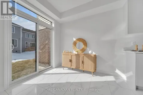 21 Tamworth Terrace Barrie ON L9J 0W5