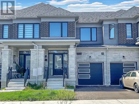 21 Tamworth Terrace Barrie ON L9J 0W5
