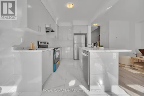 21 Tamworth Terrace Barrie ON L9J 0W5
