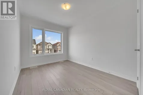 21 Tamworth Terrace Barrie ON L9J 0W5