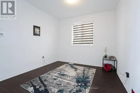 12 Kingsbury Trail Barrie ON L9J 0W9