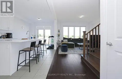 12 Kingsbury Trail Barrie ON L9J 0W9
