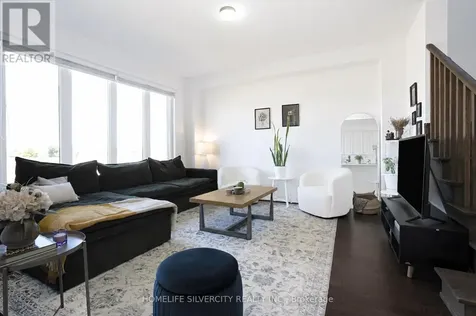 12 Kingsbury Trail Barrie ON L9J 0W9