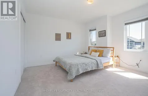12 Kingsbury Trail Barrie ON L9J 0W9