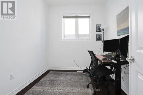 12 Kingsbury Trail Barrie ON L9J 0W9