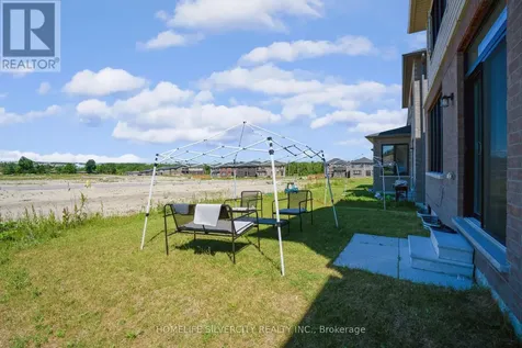 12 Kingsbury Trail Barrie ON L9J 0W9