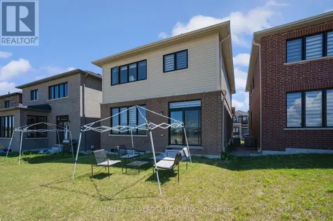 12 Kingsbury Trail Barrie ON L9J 0W9
