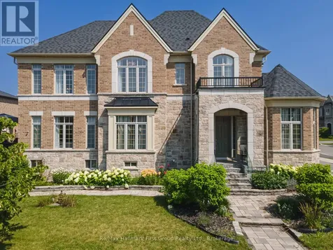 22 Hayeraft Street Whitby ON L1P 0C6