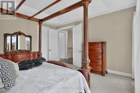 22 Hayeraft Street Whitby ON L1P 0C6