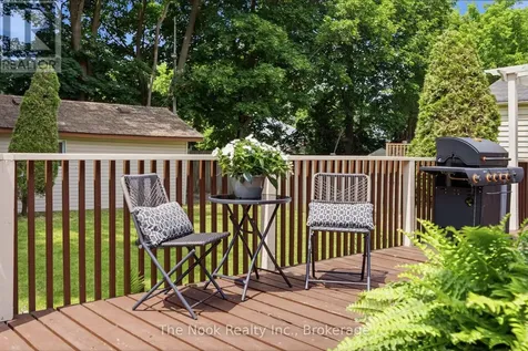 30 Lakeview Avenue Scugog ON L0B 1E0