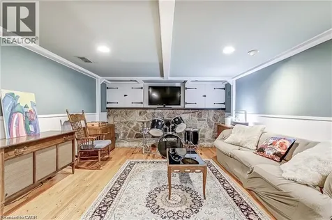 3021 Lakeshore Road Burlington ON L7N 1A2