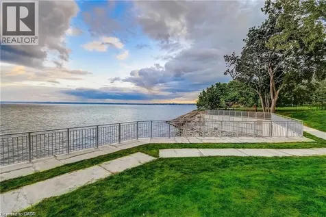 3021 Lakeshore Road Burlington ON L7N 1A2