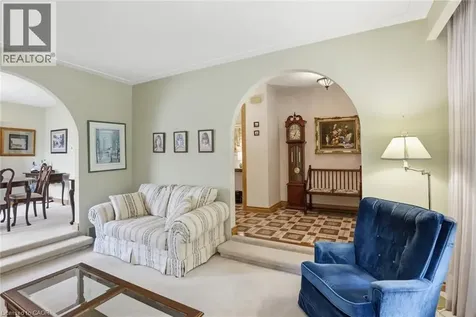 35 Audubon Street South Hamilton ON L8J 1J6