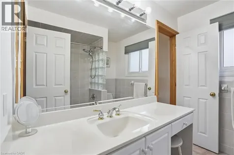 35 Audubon Street South Hamilton ON L8J 1J6